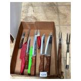 LIKE NEW CARVING KNIVES