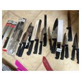 NEW KNIVES AND CARVING KNIVES
