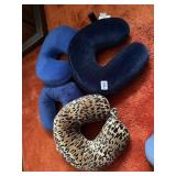 NECK PILLOWS