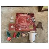 HOLIDAY SERVING PLATE, CREAMER, ETC.