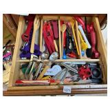 KITCHEN UTENSILS MOST NEVER USED, ICE-CREAM