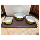 3 PYREX BAKING DISHES ONE WITH LID
