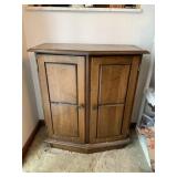 FLATWARE 2 DOOR CABINET