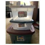 PLASTIC STORAGE BINS