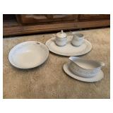 4 CROWN DISHES W/ GRAVY