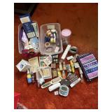 BURTS BEES FOOT GIFT SET, BATTERY FLOSSER, COTTON