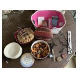 EASEL, BASKET, POTPOURRI IN BOWL