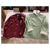 2 JACKETS M