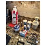 S & P SHAKERS, TRIVET, MANDOLIN NEW,