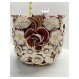 VERY PRETTY ENGLISH FLORAL PLANTER