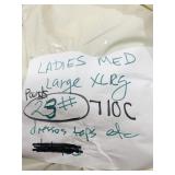 LADIES MEDIUM LARGE XL 23 POUNDS DRESSES AND TOPS