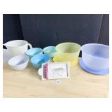 PLASTIC MIXING BOWLS, MEASURING CUP, CHEESE