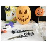 HALLOWEEN DECORATIONS