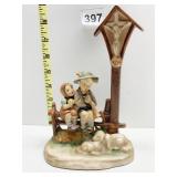 GOEBEL WAYSIDE DEVOTION FIGURINE