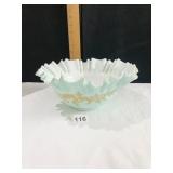 MT WASHINGTON CAMEO GLASS RUFFLED EDGE BOWL 10