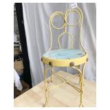 VINTAGE CHILDS ICE CREAM CHAIR