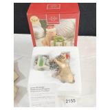 LENOX DOG & PRESENT S & P