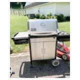 WEBER SPIRIT PROPANE GRILL W/ SIDE BURNERS