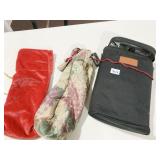 INSULATED WINE BAGS AND 2 OTHER WINE BAGS