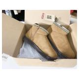 NEW MUK LUKS SIDE ZIPPER BOOTS SIZE 7W