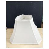 DALE TIFFANY LAMP SHADE 9 HIGH 13 WIDE