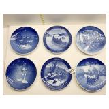 SIX B & G PORCELAIN BLUE & WHITE PLATES