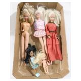 3 BARBIES, CHELSEA AND OTHER