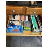 ASSORTMENT OF STORAGE BAGS