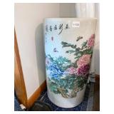 COLORFUL ORIENTAL UMBRELLA STAND