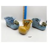 THREE FROGS BOOTS TWO BLUE ONE GOLD