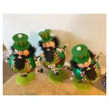 PIER ONE METAL DANCING MEN