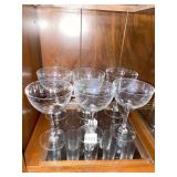 GROUP OF 6 SWIRL DESIGN CHAMPAGNE GLASSES