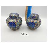 TWO FINE DETAILED CLOISONNE GINGER JARS 3.5