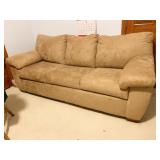 QUEEN SIZE SLEEPER SOFA VERY GOOD CONDITION LIGHT