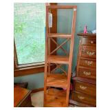 4 TIER LADDER STAND 69 INCHES HIGH X 18 INCHES