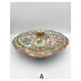 19TH CENTURY ROSE MEDALLION SERVING DISH W/ LID