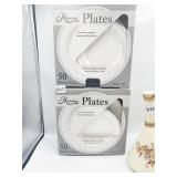 2 BOXES MASTERPIECE PLATES HEAVYWEIGHT PLASTIC