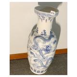 ANTIQUE CHINESE PORCELAIN DRAGON VASE 24 INCHES