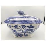 CHINESE BLUE/WHITE PORCELAIN SOUP TUREEN W/ LID -