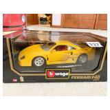 BURAGO FERRARI F40 1987 MODEL DIECAST 1:18 NIB