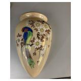 VINTAGE ORIENTAL WALL POCKET PLANTER 7"