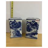 BLUE AND WHITE PORCELAIN OPIUM PILLOW 8 INCHES