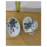 LIMOGES FRANCE PORCELAIN HAND PAINTED 4 INCH EGG,