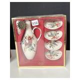 LENOX WINTER GREETINGS OIL BOTTLE GIFT SET NIB