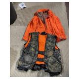 HUNTING JACKET & HUNTING VEST SZ M