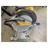 DEWALT COMPOUND MITER SAW