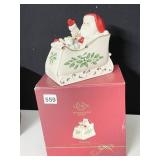 LENOX  HOLIDAY SLEIGH COVERED CANDY DISH NIB