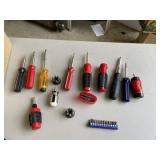 SCREW DRIVERS & TIPS