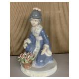 NADAL GIRL WITH FLOWERS 9" H