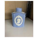 WEDGWOOD TEA CADDY NO LID